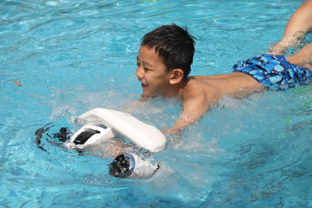 Whether you're exploring the crystal-clear waters of Florida, the vibrant marine life of Hawaii, or the serene depths of California's coast, this innovative scooter is your perfect companion.