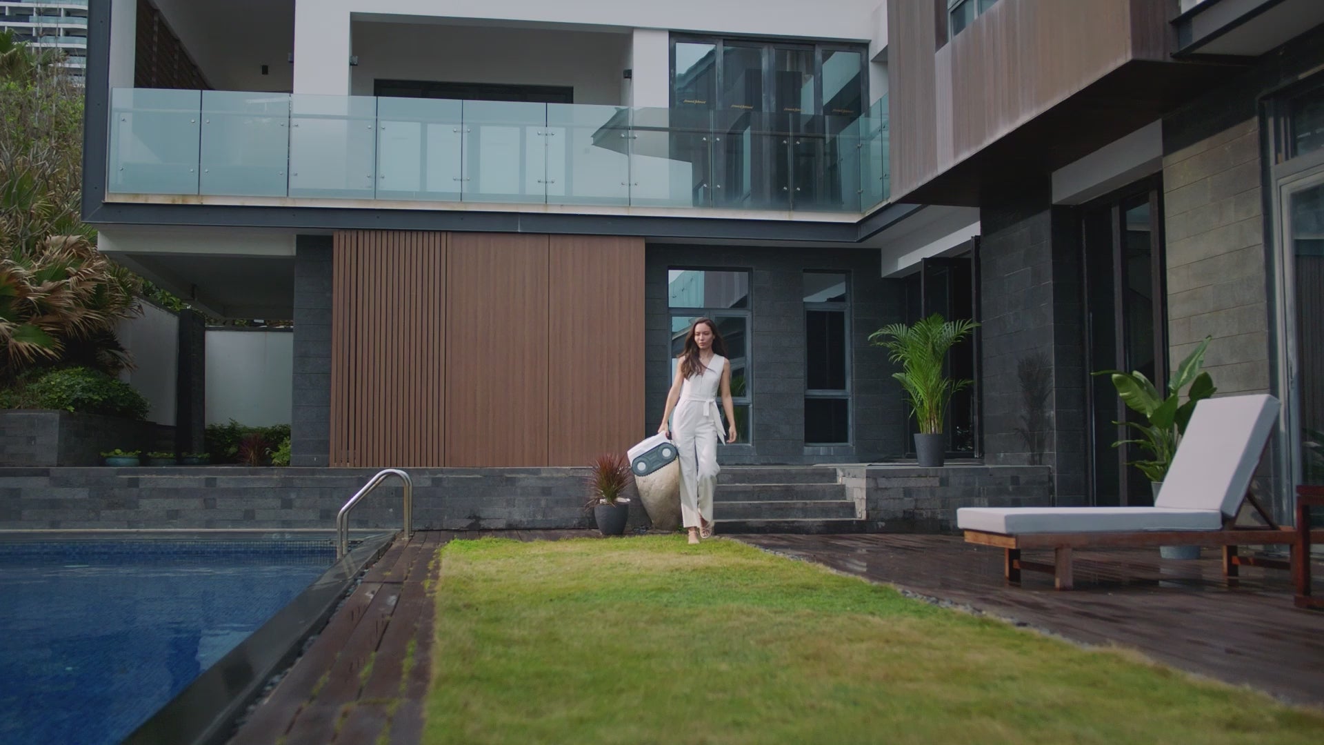 Cargar video: 深之蓝 BNPro 1080_英文5.mp4__PID:cfa198a7-2edd-4492-9e4f-a54fde39f88e