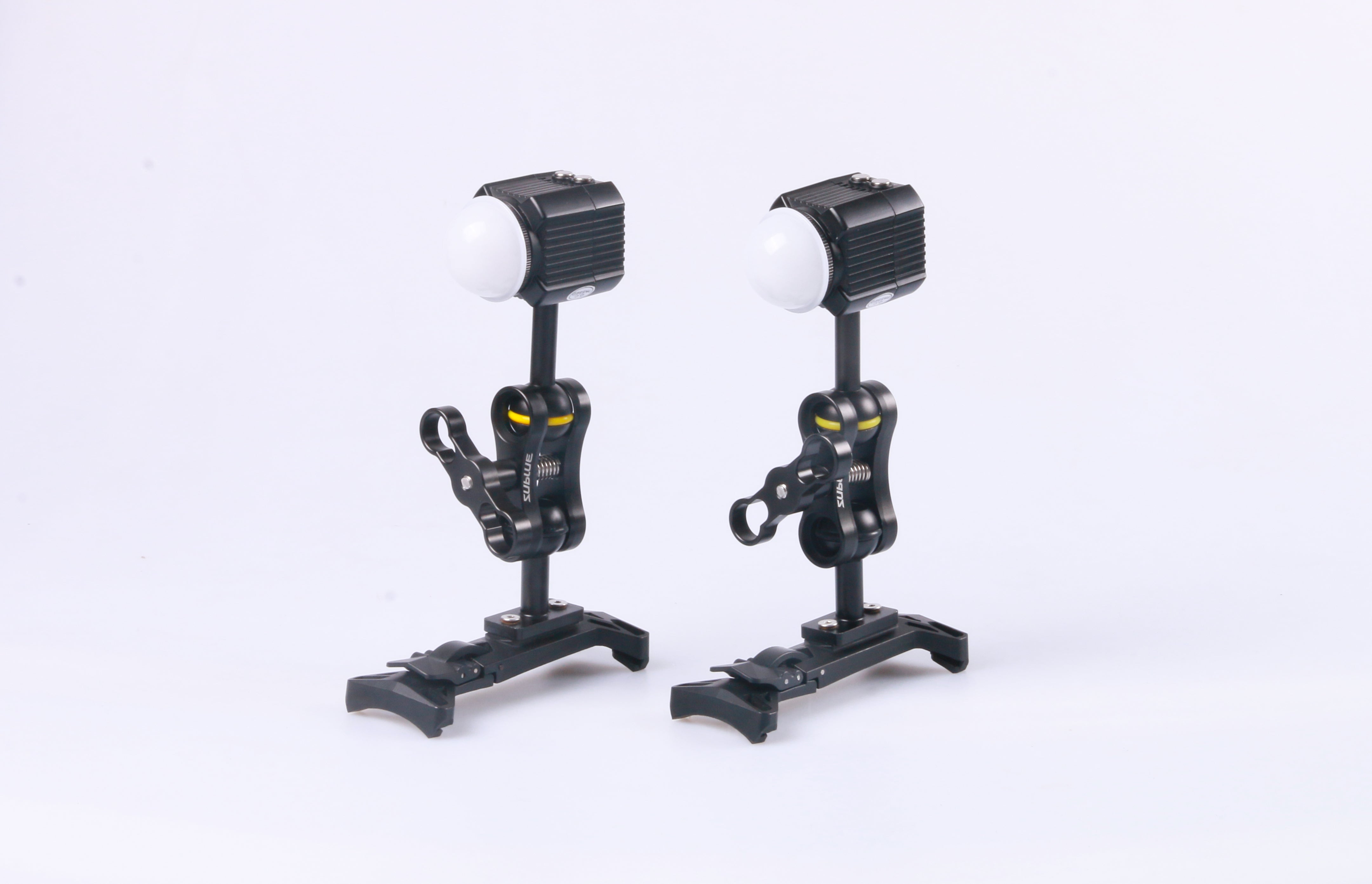 MixPro connectors with LED lights for enhanced underwater photography.